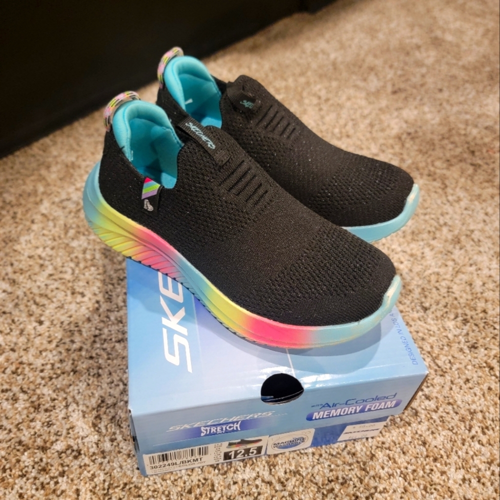 Girls sketchers slip-ins